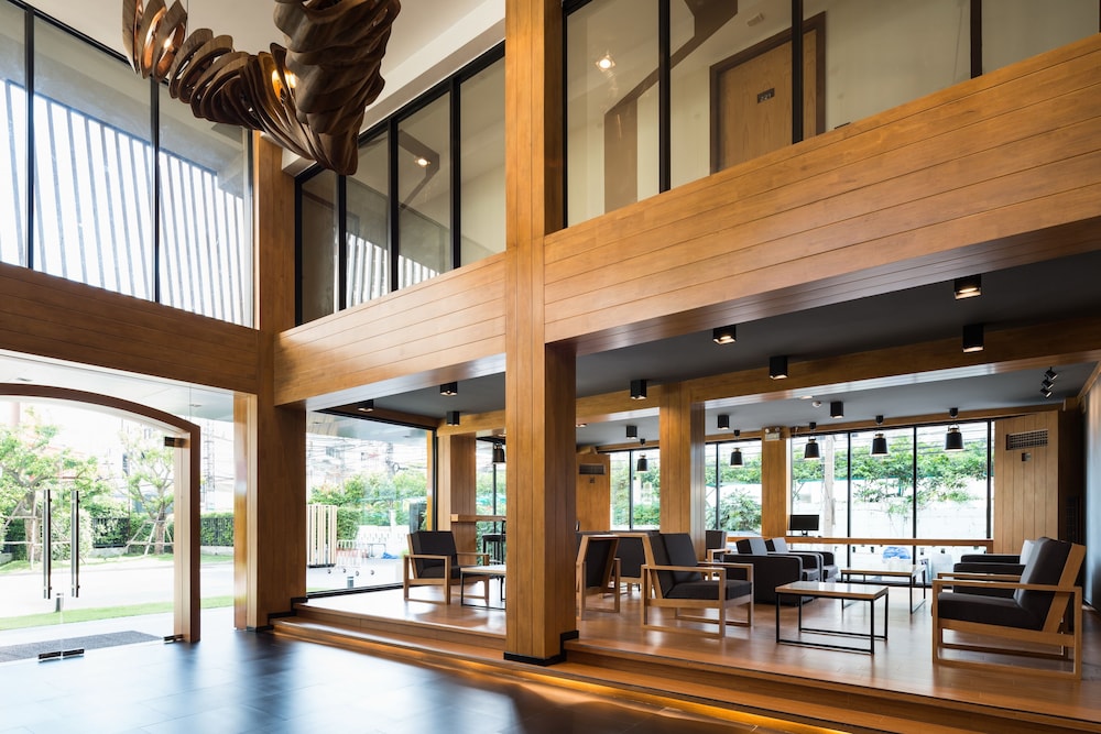 Asana Hotel & Residence 46/51