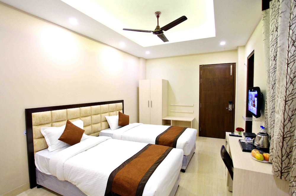 Nirvana Suites 22/50