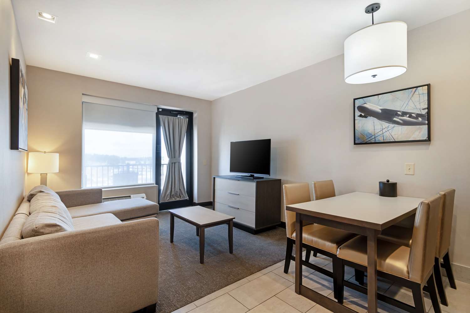 Best Western Plus Executive Residency Rigby's Water World Hotel 18/44