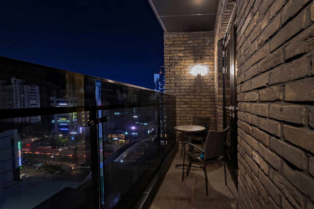 Hotel East9 38/69