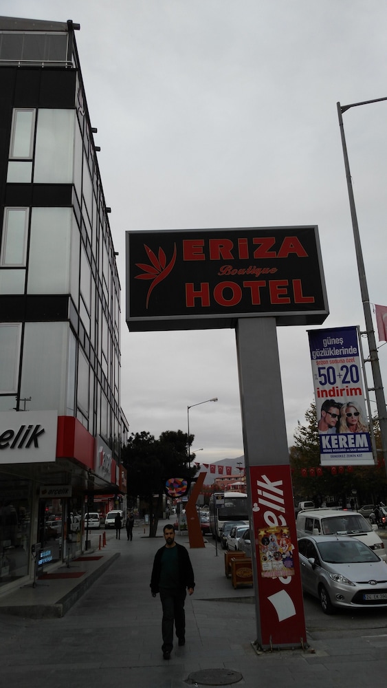 Eriza Boutique Hotel 27/29