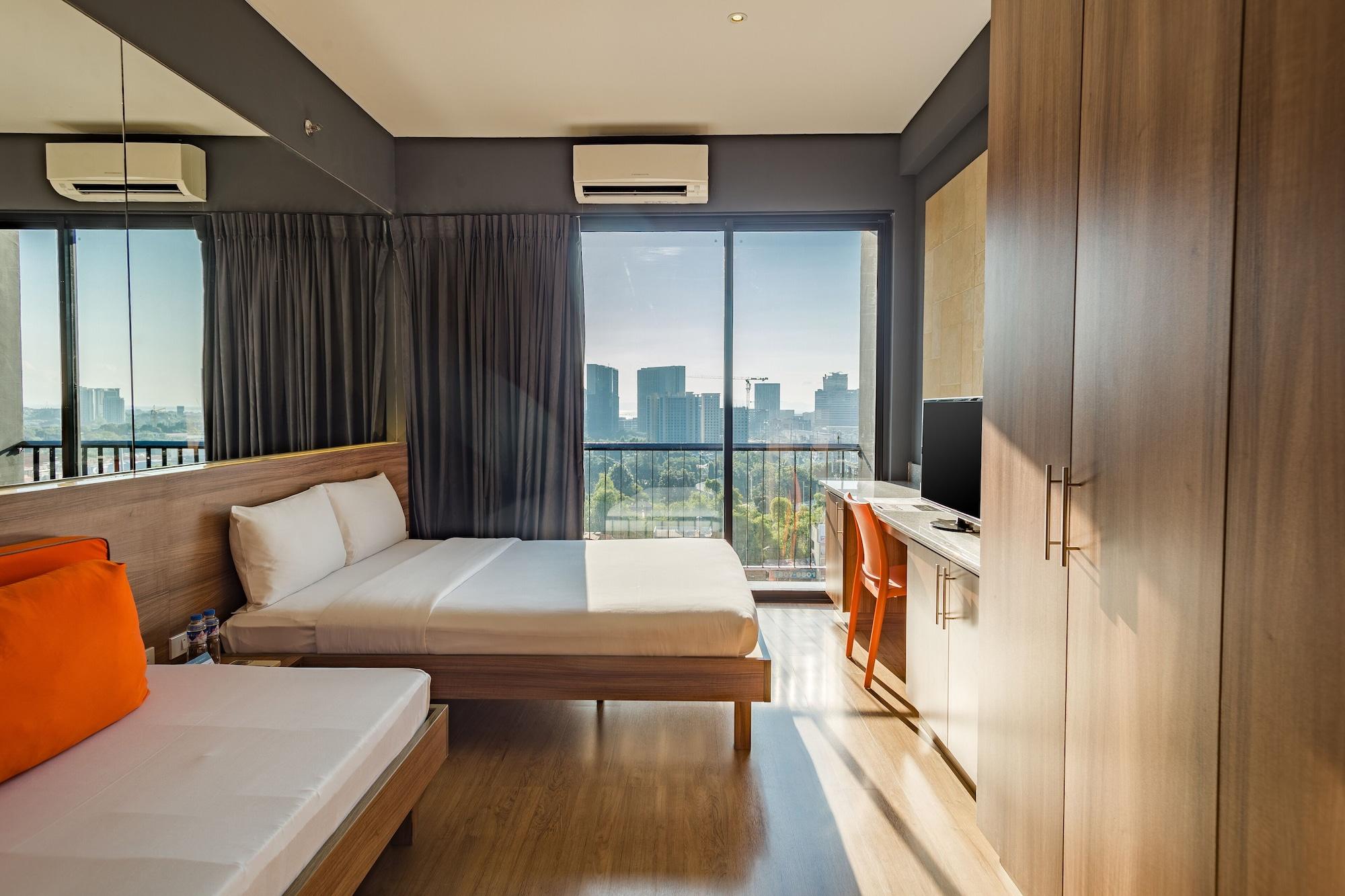 غرفة بسرير كوين بشرفة، Azumi Boutique Hotel 2/10