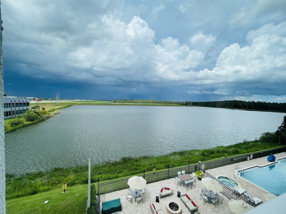Crowne Plaza Ft. Myers Gulf Coast, An Ihg Hotel 35/78