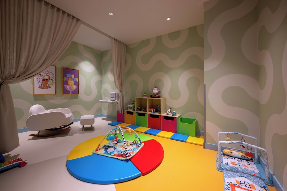 The Land Of Legends Nickelodeon Hotel Antalya 61/74
