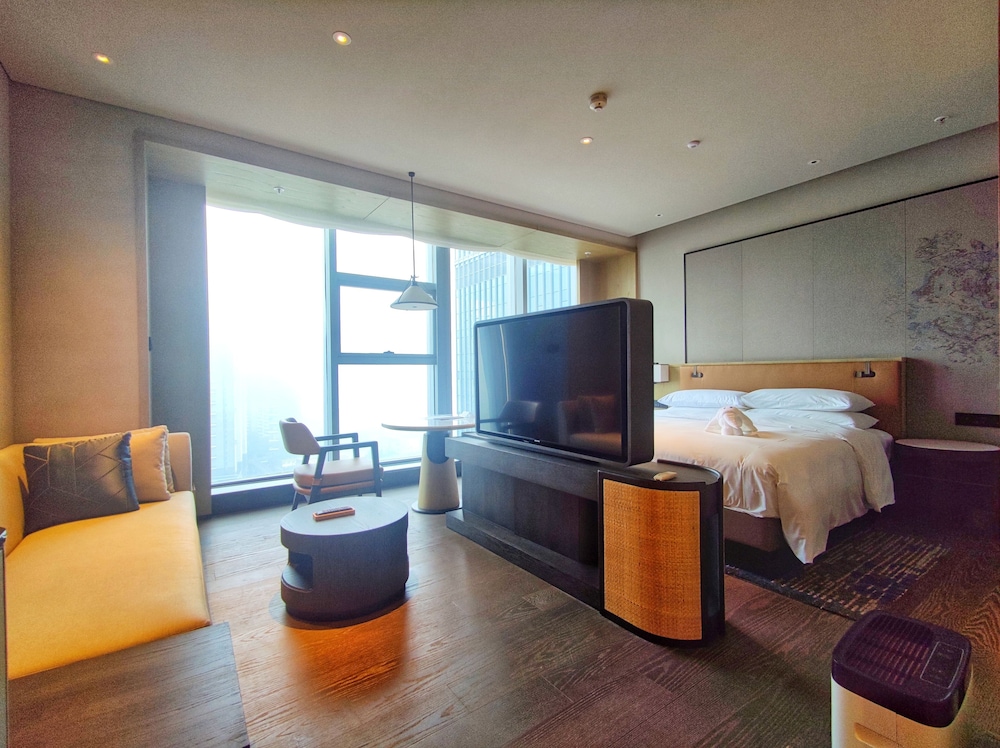 Courtyard by Marriott Luoyang 13/46