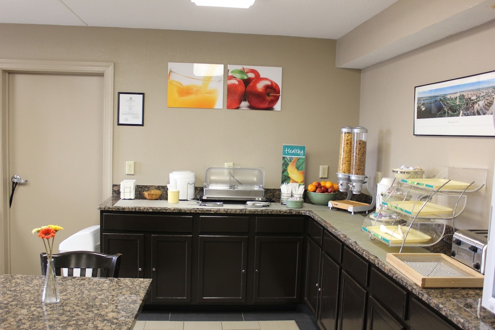 Quality Inn near Potomac Mills 28/39