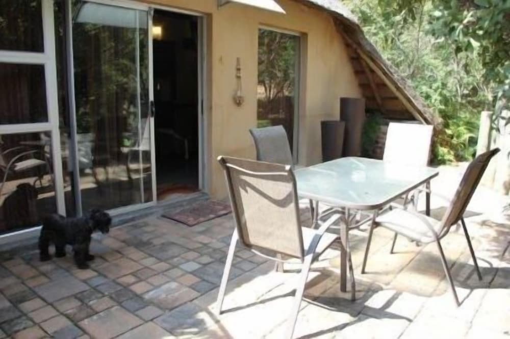 Glenda S Guest Suites 29/50