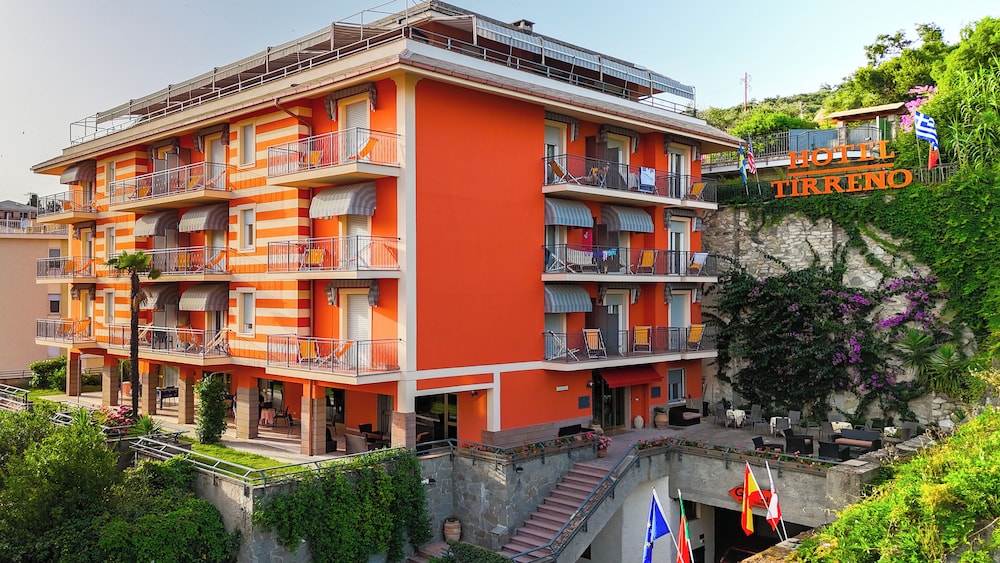 Hotel Tirreno 5/43