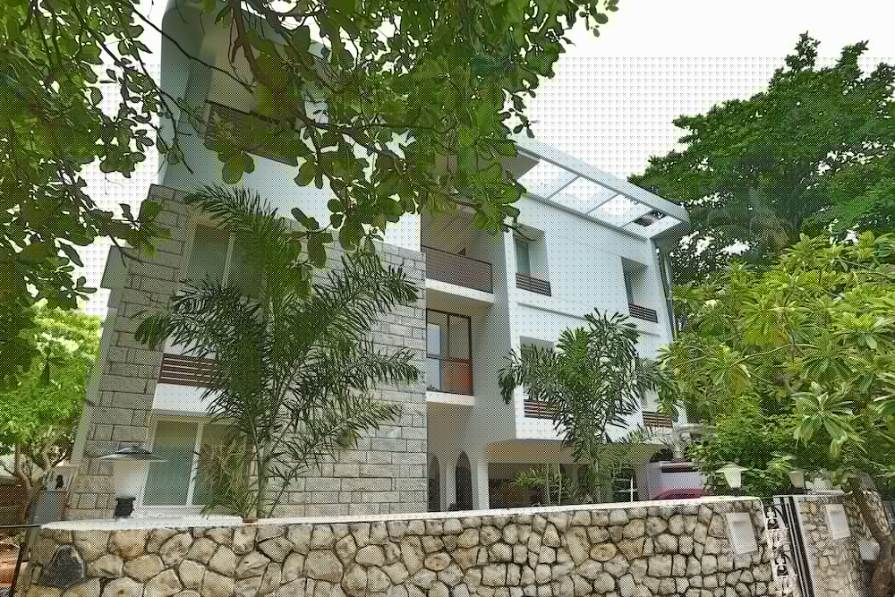 Avenue 11 photo1