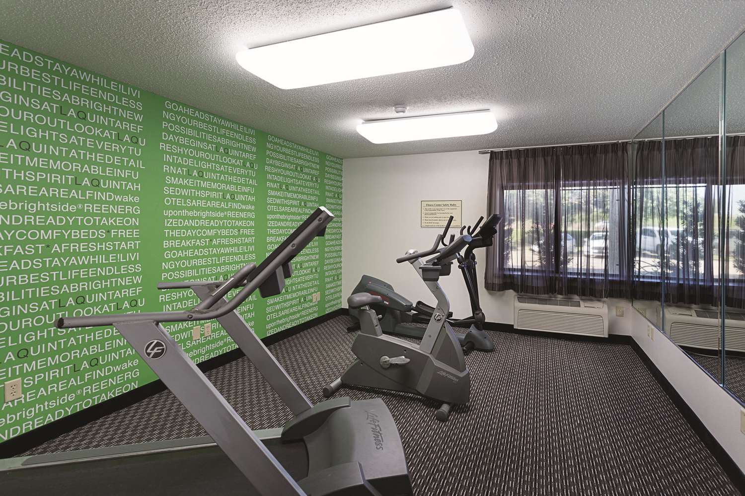 La Quinta Inn & Suites by Wyndham Baton Rouge Siegen Lane 35/55