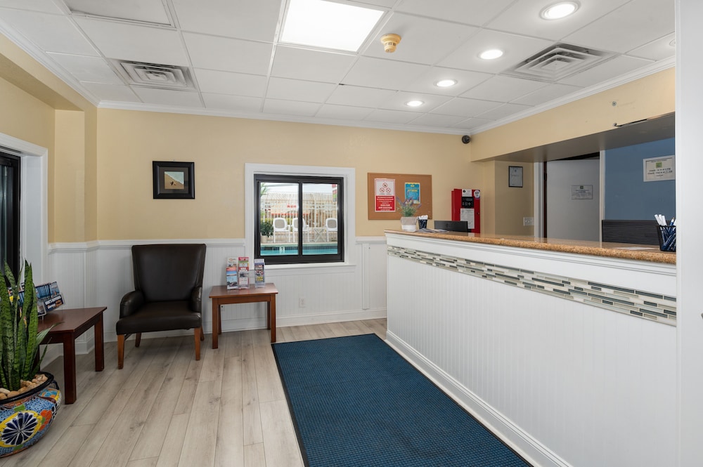 coastal palms inn and suites