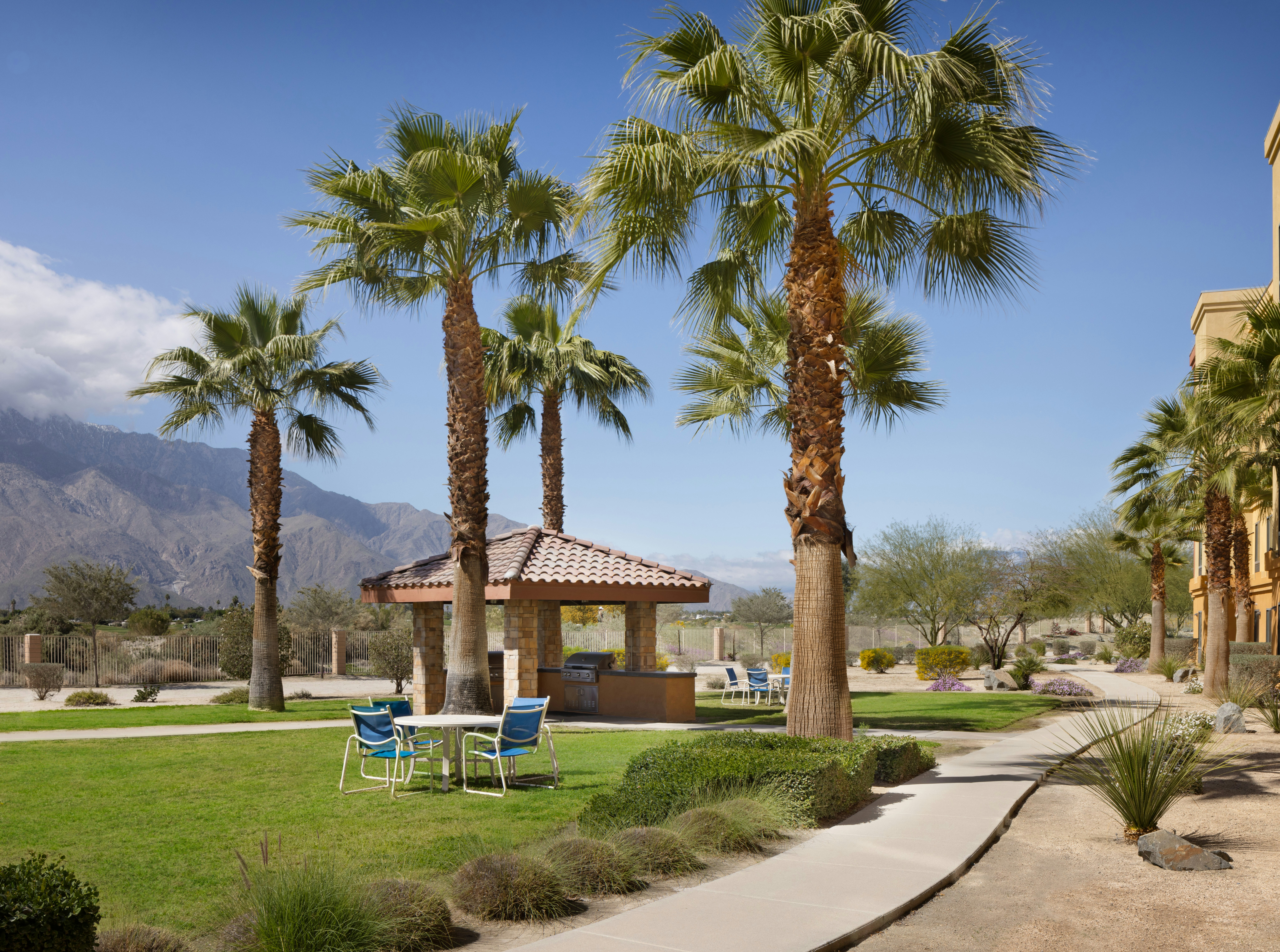 Homewood Suites by Hilton Cathedral City Palm Springs 22/24