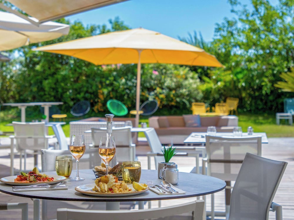 Mercure Hyeres Centre 58/73