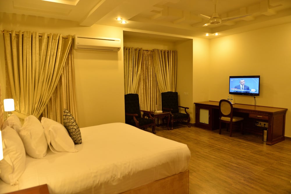 Bella Hotel 27/51