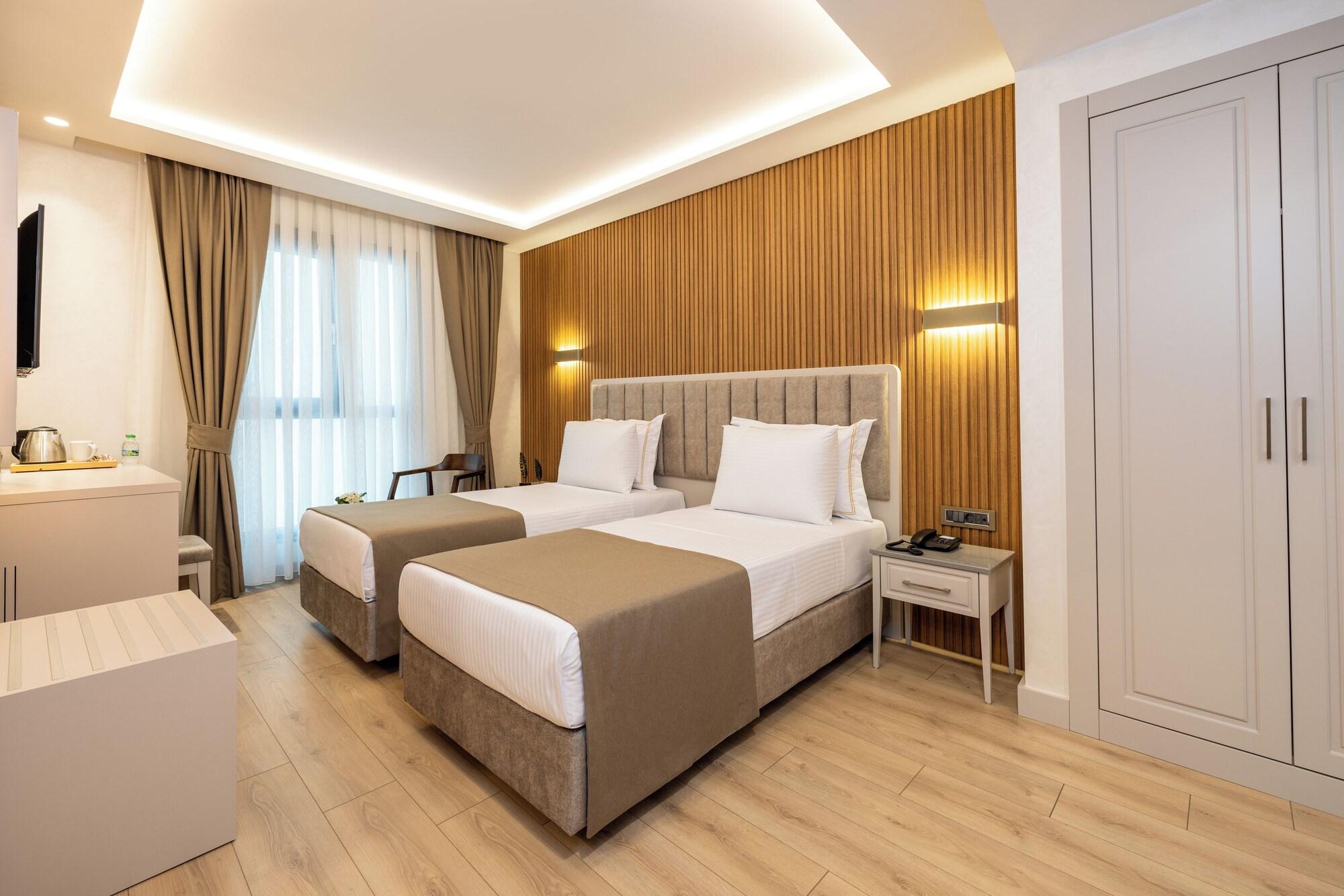غرفة عائلية، CARINA GOLD HOTEL 3/3