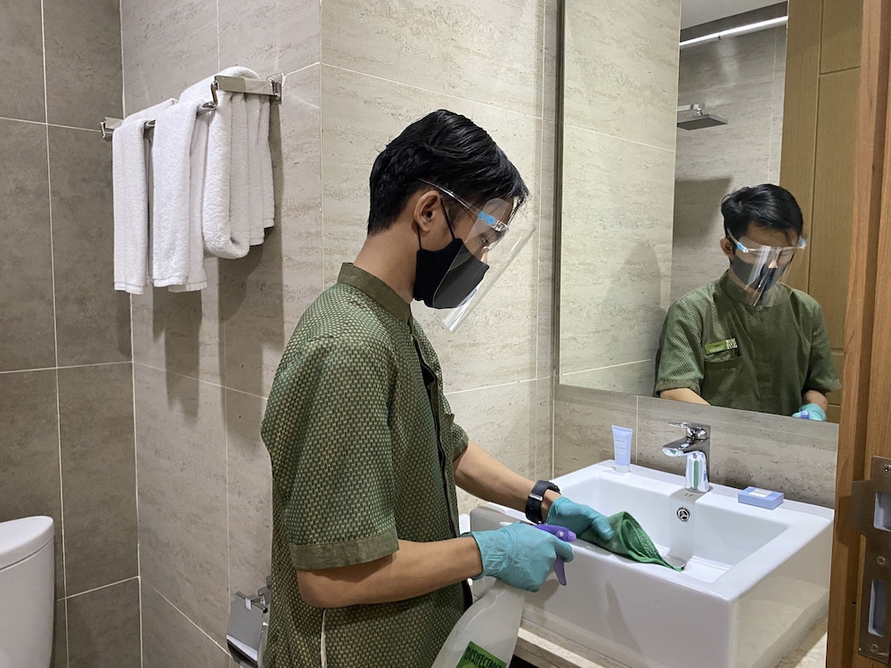 Grande Valore Hotel and Serviced Apartment (ex Oakwood Residence Cikarang) 68/68
