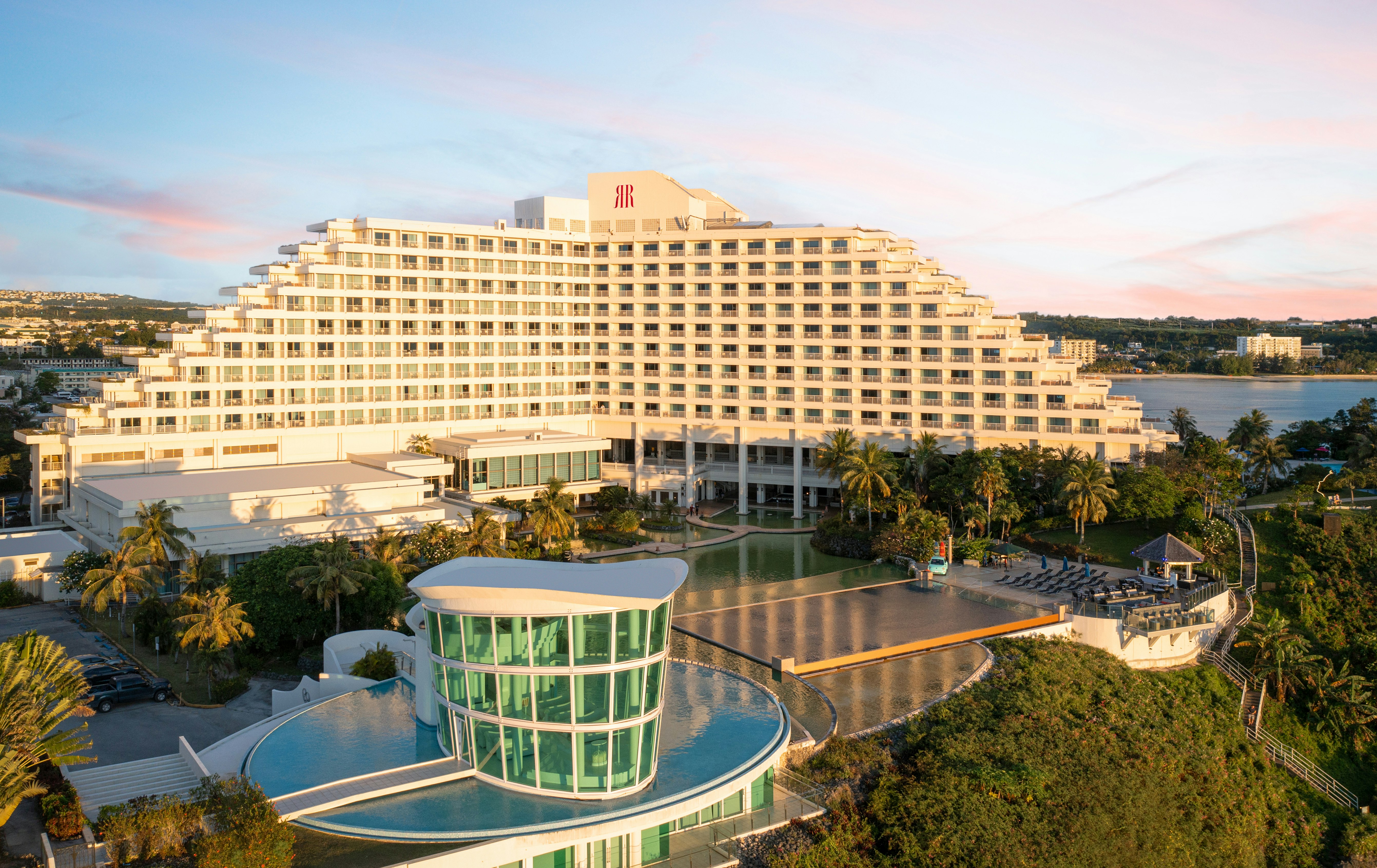 RIHGA Royal Laguna Guam Resort 4/50