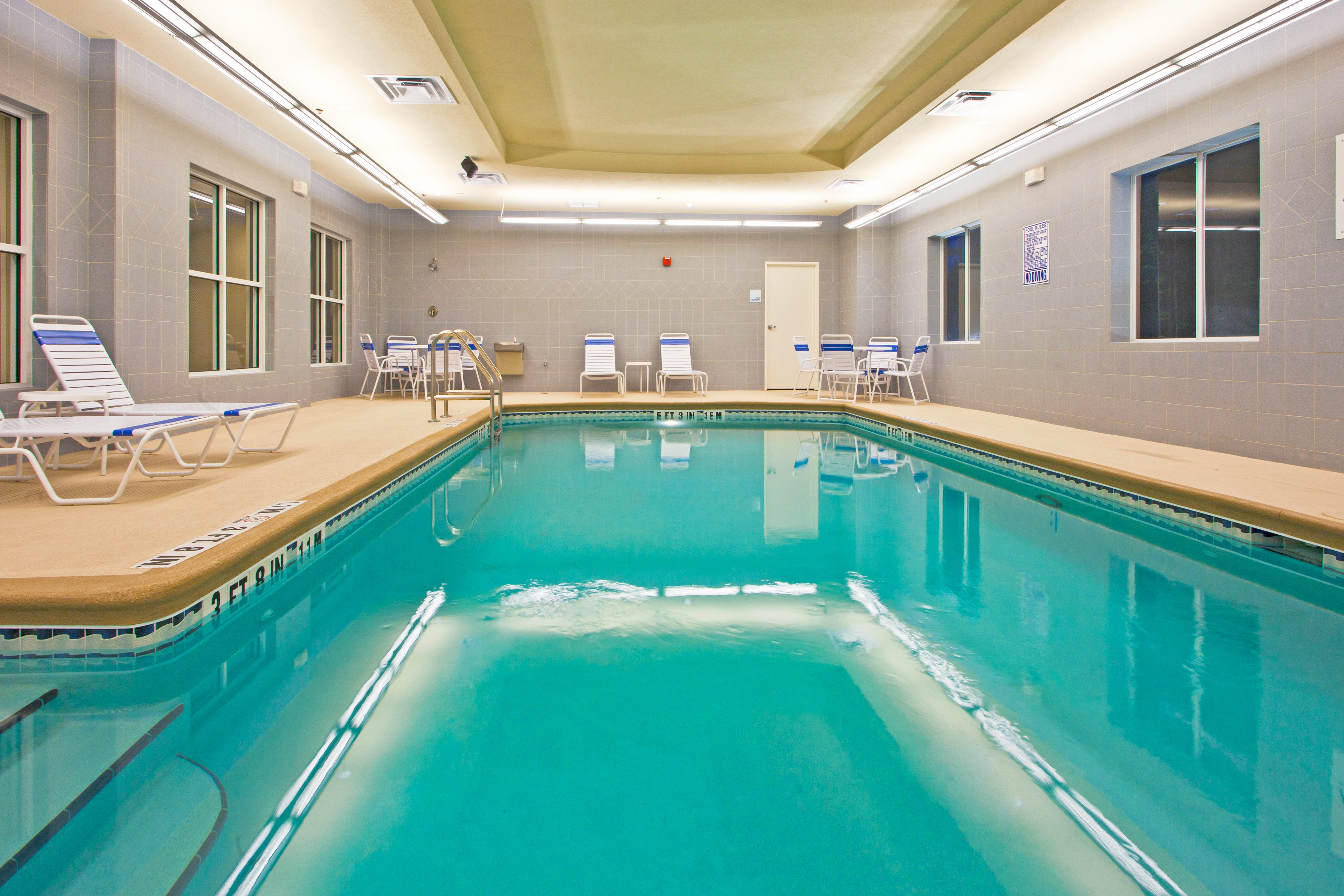 Holiday Inn Express Hotel Suites Saint Augustine North 40/77