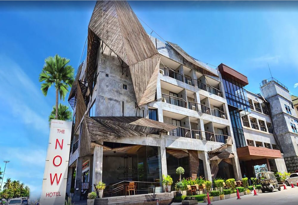 The Now Hotel 5/50