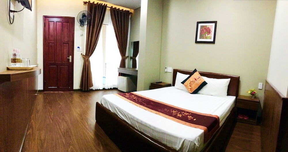 QUAN QUAN HOTEL 13/43