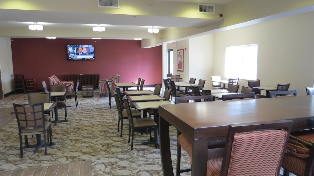 Best Western Palmyra Inn & Suites 26/30