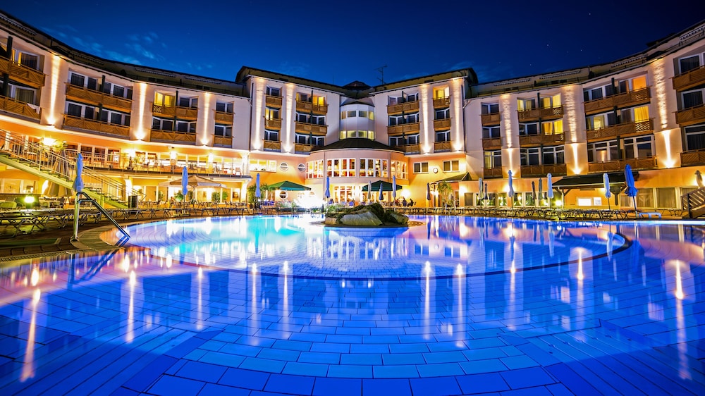 Lotus Therme Hotel And Spa Formerly Rogner Hotel Spa Lotus Therme 5/84