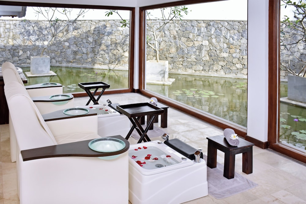 Wattura Resort And Spa 37/49