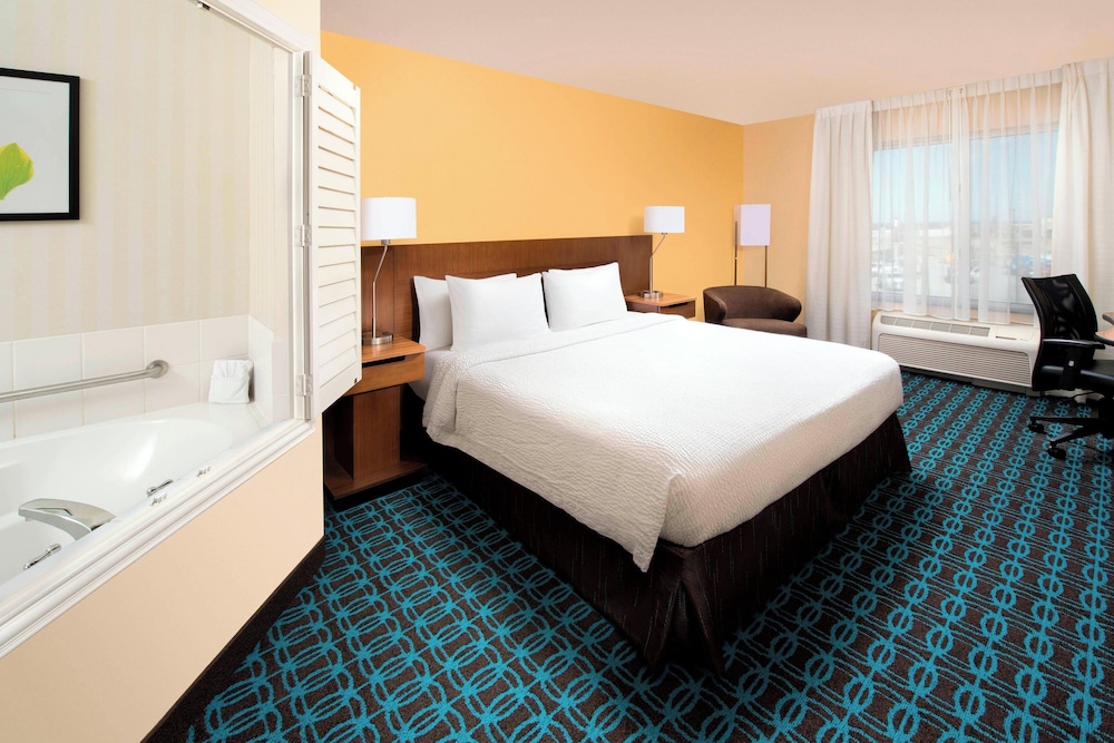 Room, King Bed, Bathtub