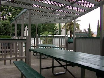 Cedarwood Inn of Ashland 7/66