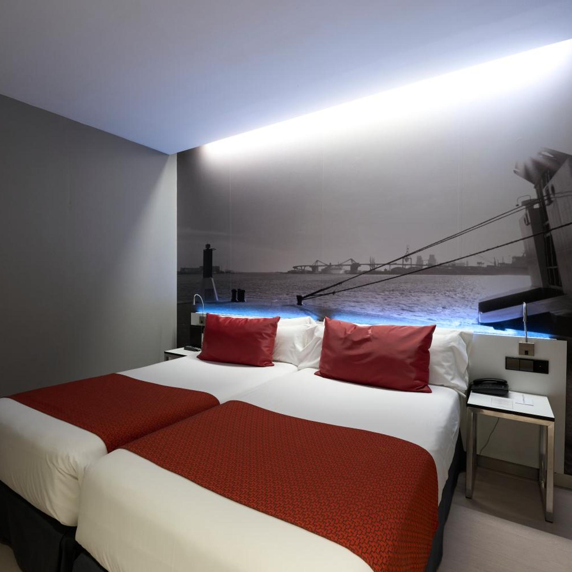 Room, Double Bed, Street View