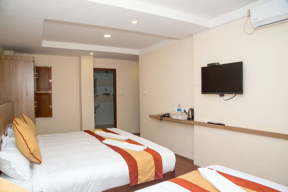 Sakura Boutique Hotel 12/21
