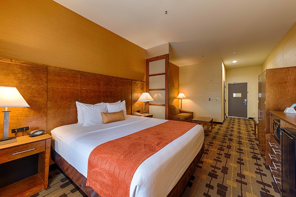 Best Western Plus Delta Inn & Suites 15/36