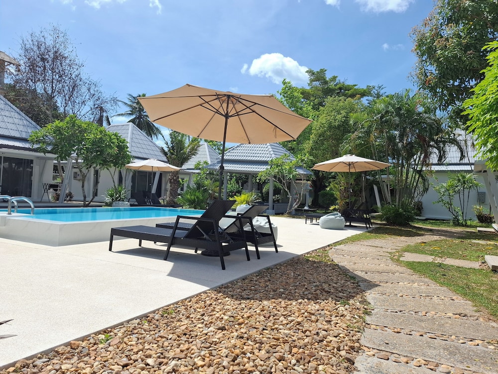 Thiptara Resort 44/50