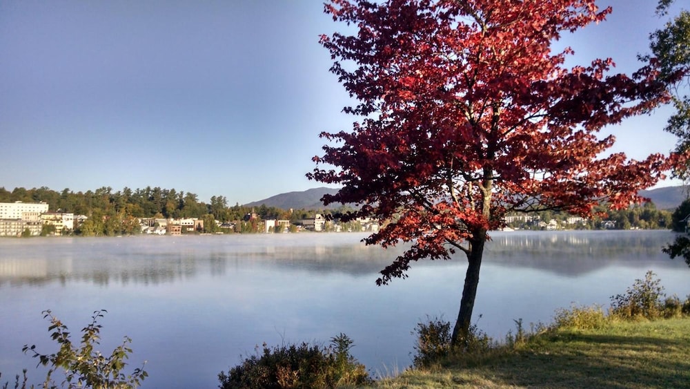 The Pines Inn Lake Placid 37/41