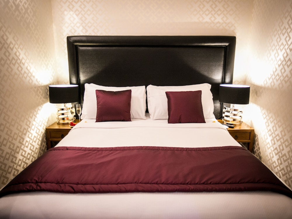 Minerva Relais 7/46