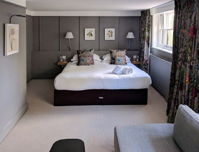 Courtyard, Superior, King Bed