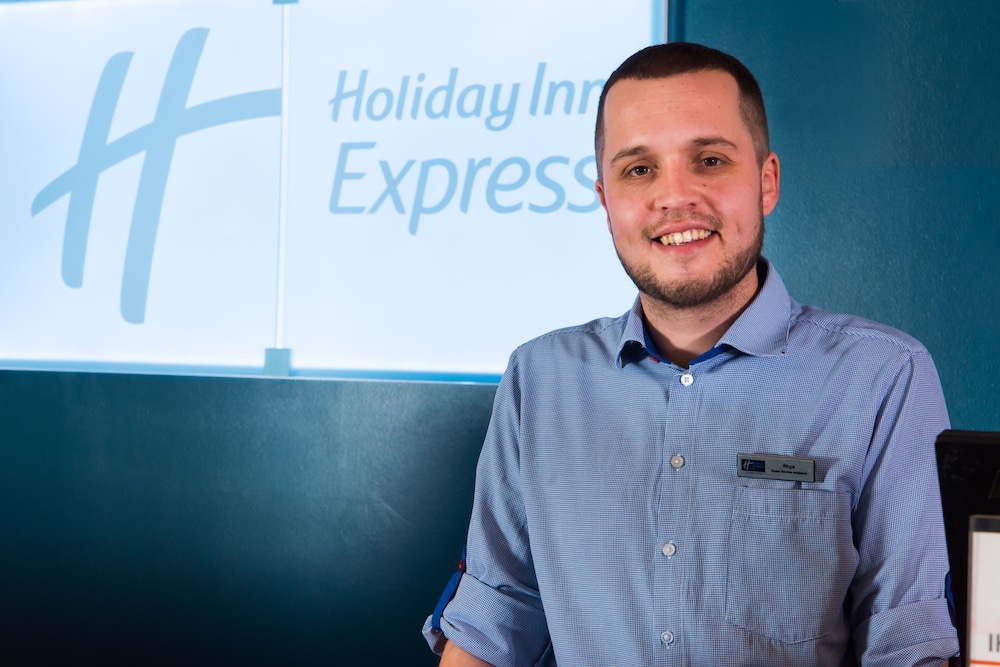 Holiday Inn Express Newport 3/47