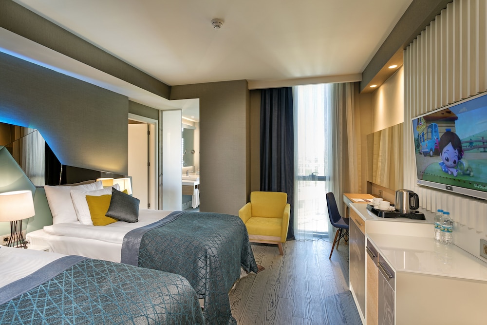 Wind of Lara Hotel and SPA 25/70