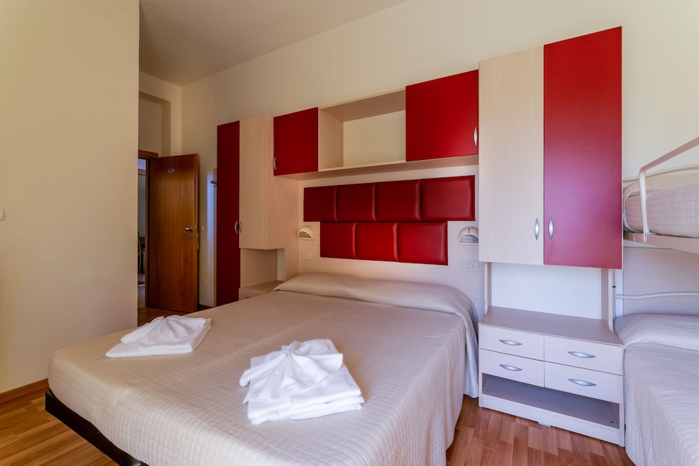 Hotel Stresa 30/66
