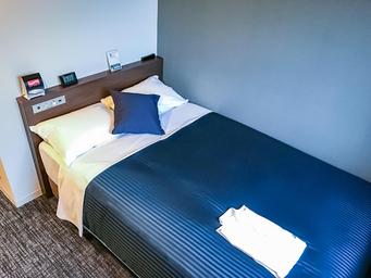 Moderate, Single, Smoking