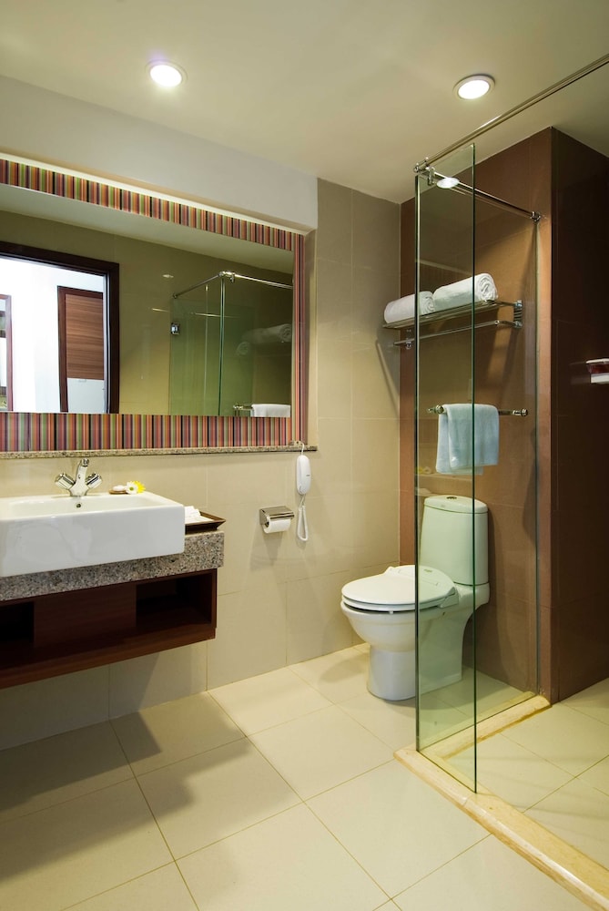Aston Manado Hotel 17/40