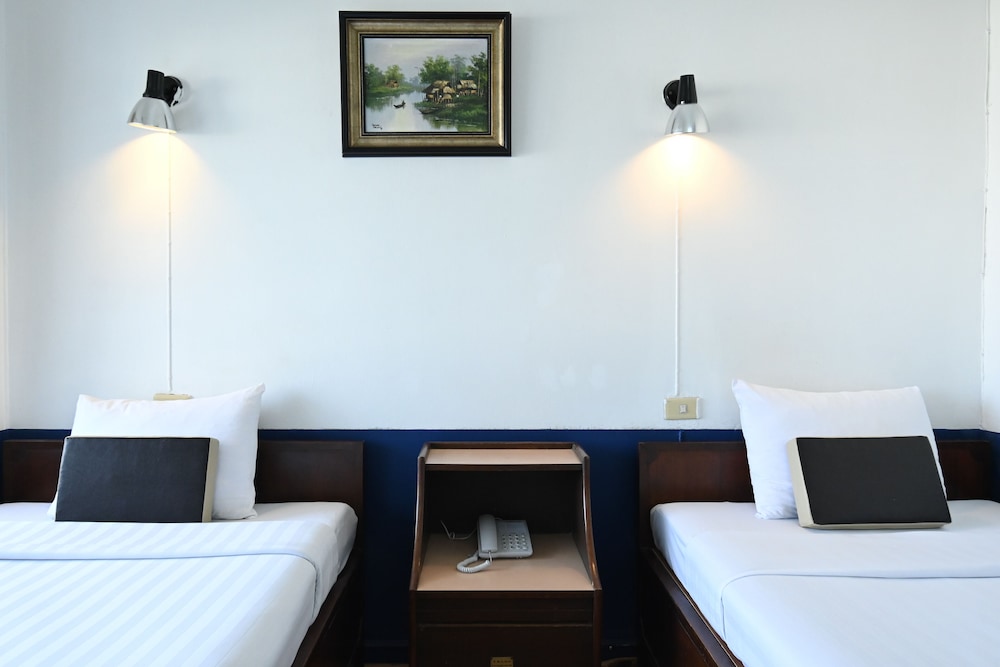 The Krungkasem Srikrung Hotel 25/65