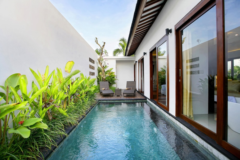 Anari Villas Kuta 9/65