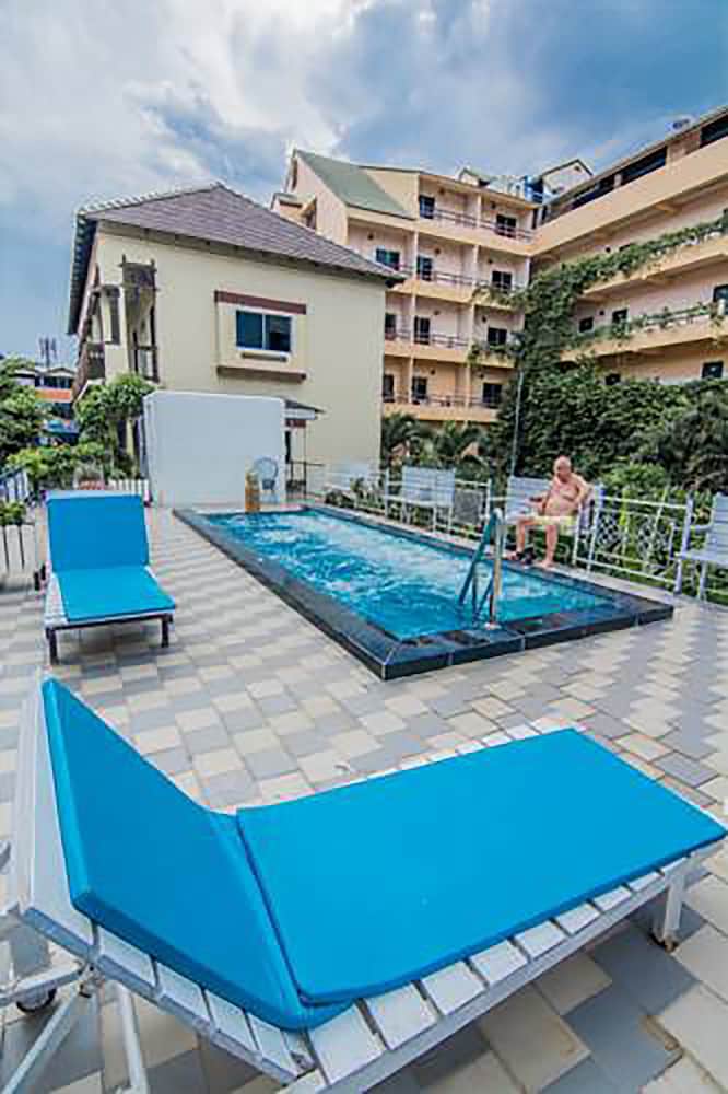 Sutus Court 4 17/33