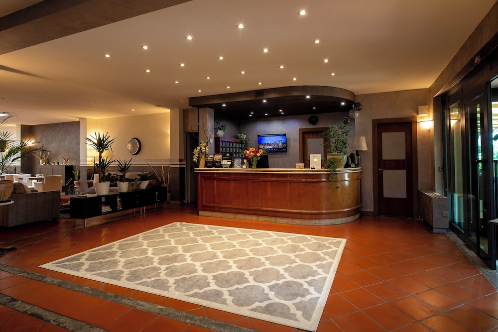 Noristars Ex Carignano Hotel 6/49