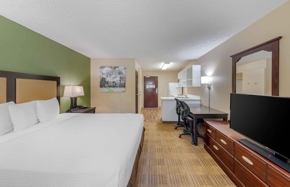 Extended Stay America Suites Los Angeles Arcadia 7/51