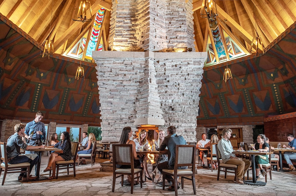Lodge at Nakoma 24/37