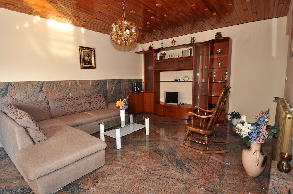 Restaurant Pension Dioklecijan 50/69
