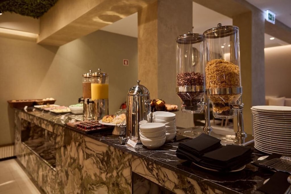 Omid Saldanha Hotel 14/33