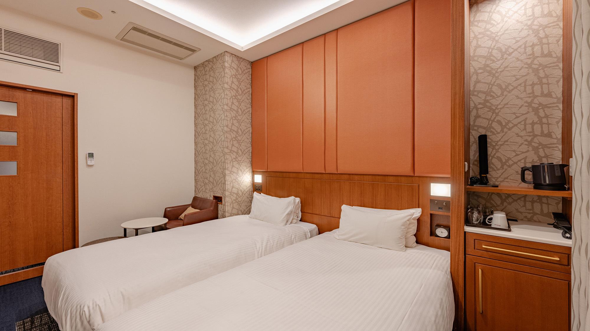 Villa, Twin Beds, Front View